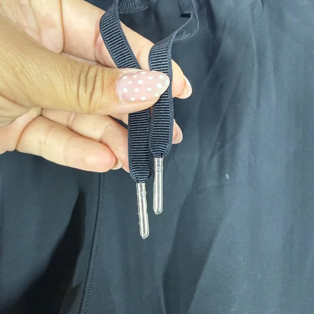Lululemon On The Fly Pants Black Women's Size 6 Tapered Drawstring W5BPMS
